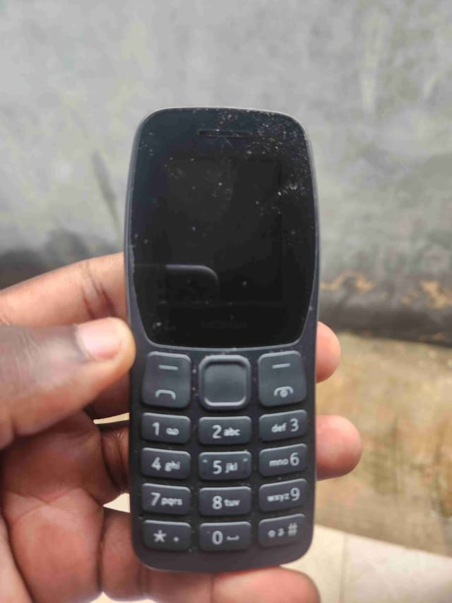 Nokia Button Phone – Strong Battery, Clean & Working