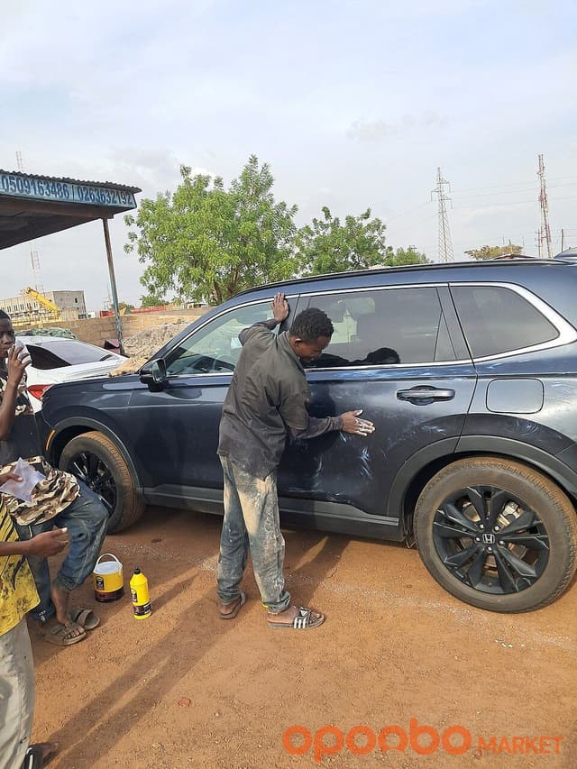 For Your Car Buffing/Polishing and Waxing Services