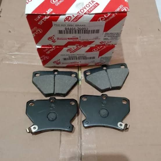 Genuine Toyota Rear Disc Brake Pad Set 04466-20090