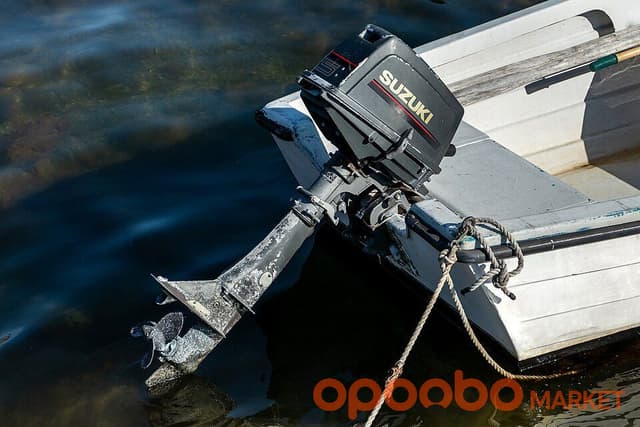 Suzuki Out Board Boat Engine 15hp (Nous Parlons Francais)